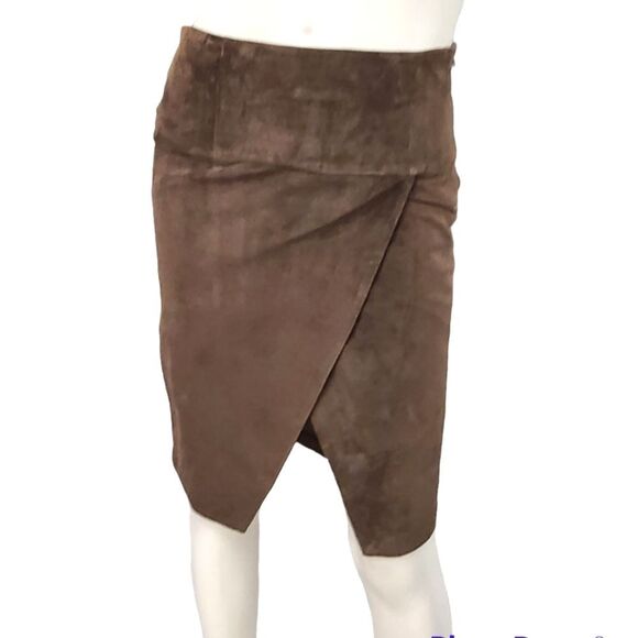 Danier Dresses & Skirts - Danier Brown Suede Skirt size 4